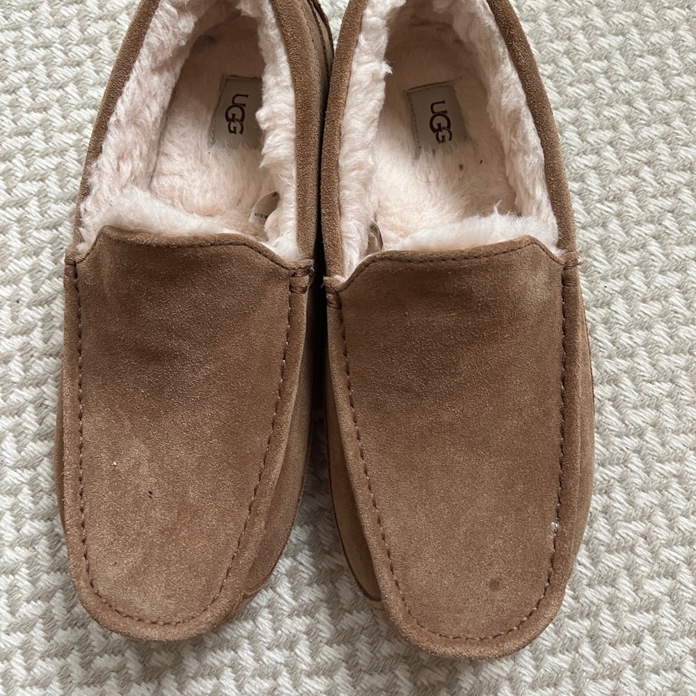 Uggs UGG®
Men's Ascot Moccasin Slippers